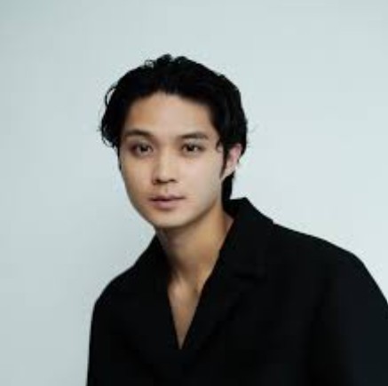磯村勇斗の結婚相手の噂と真相を徹底調査！家族構成も解説